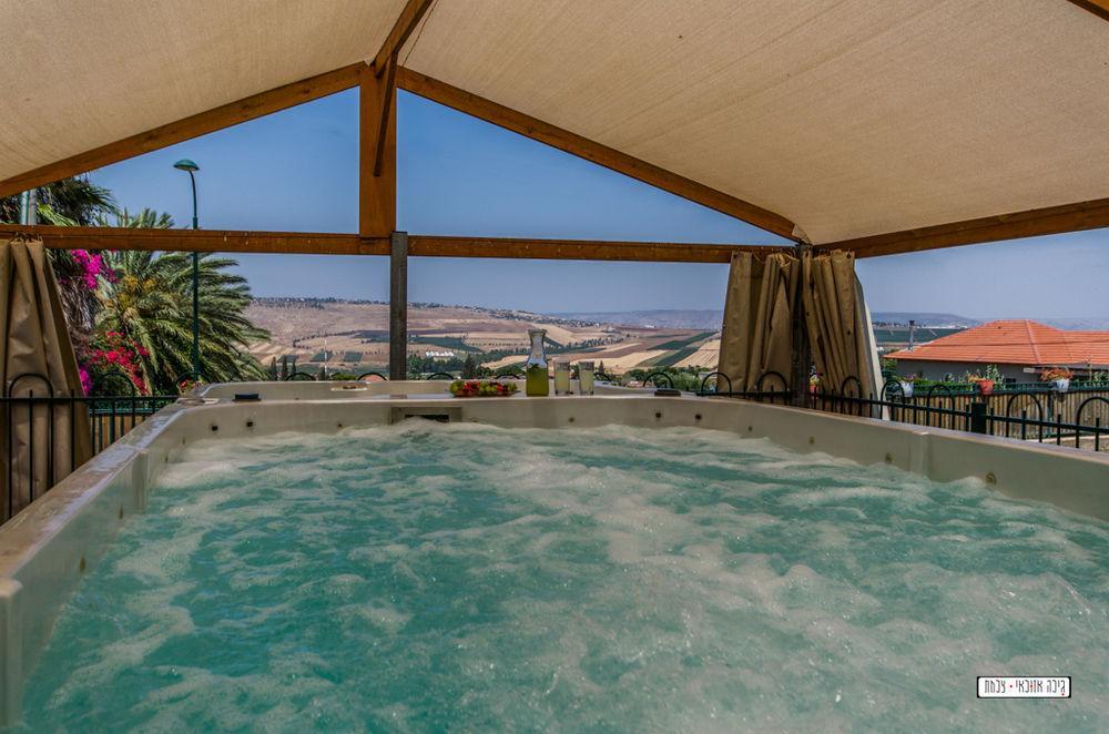 Avigail Guest House Yavneʼel Buitenkant foto