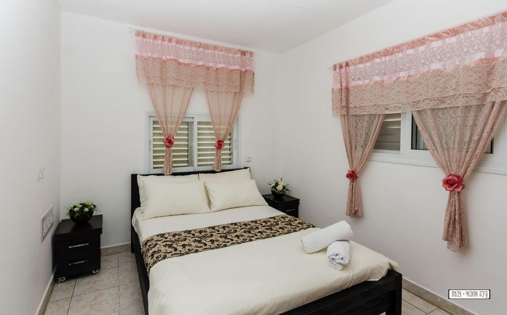 Avigail Guest House Yavneʼel Buitenkant foto