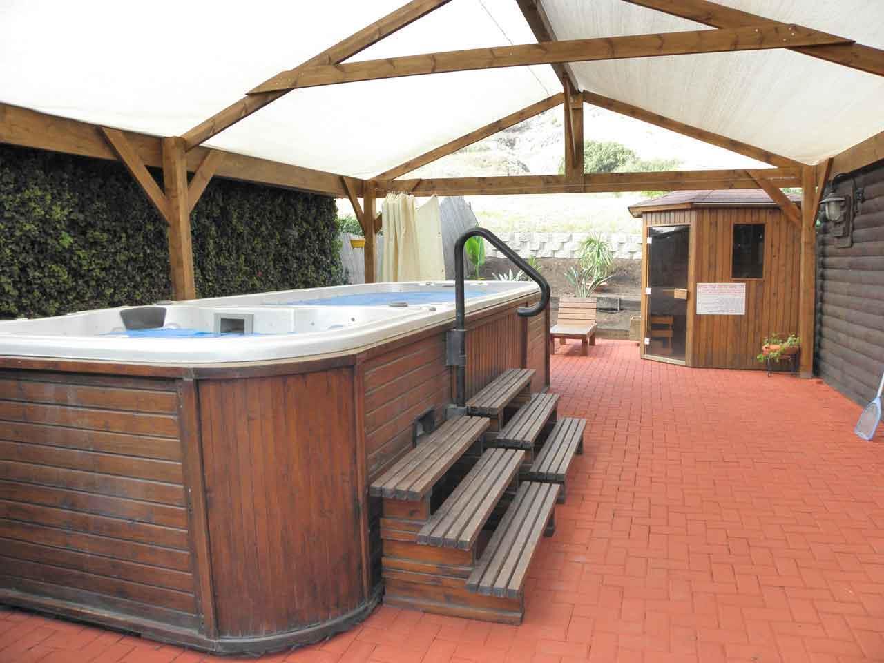 Avigail Guest House Yavneʼel Buitenkant foto