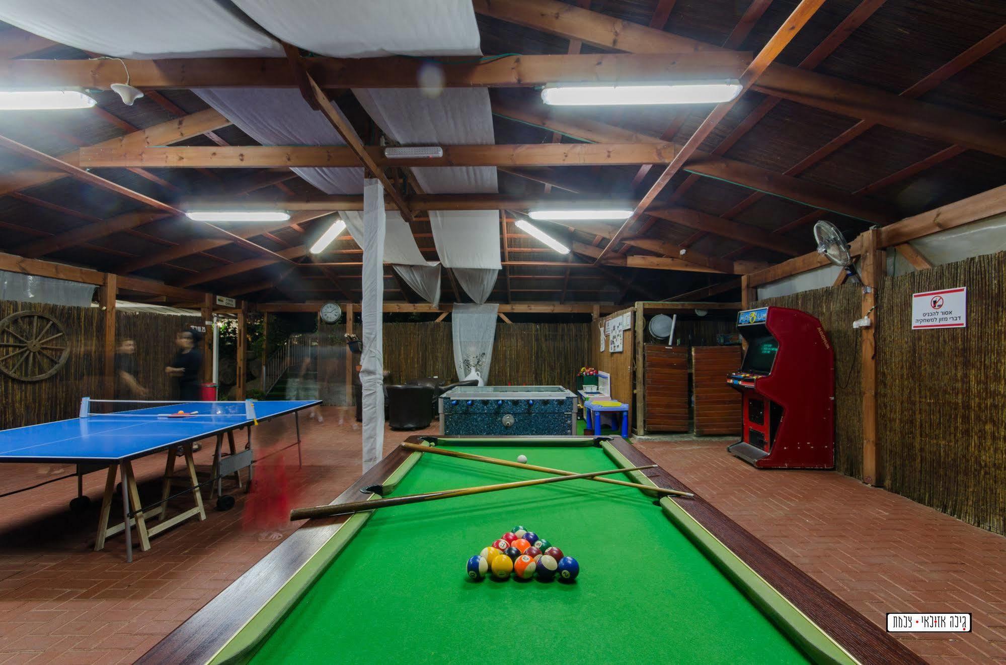 Avigail Guest House Yavneʼel Buitenkant foto