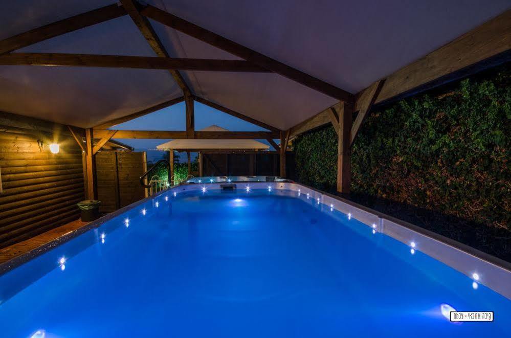 Avigail Guest House Yavneʼel Buitenkant foto